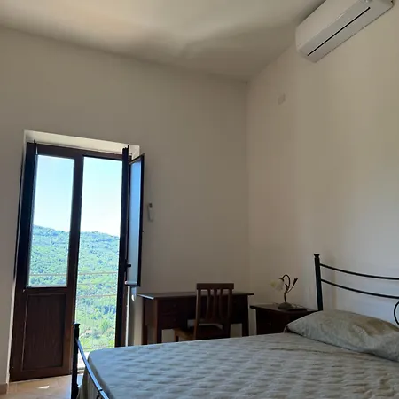 Palazzo Marchesale Bed and breakfast